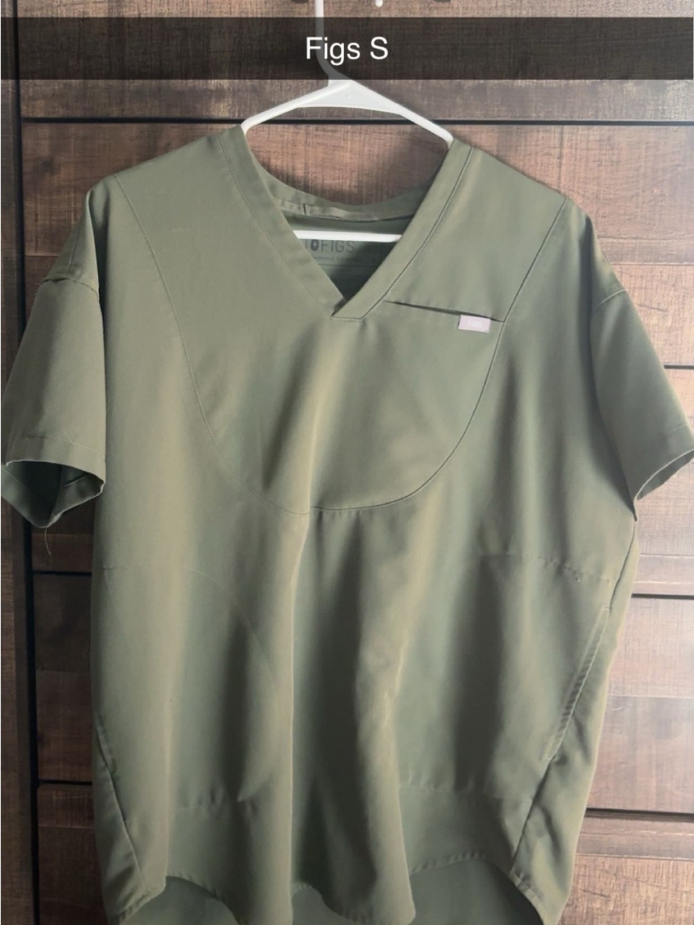 Figs Women’s V-Neck Scrub Top — Olive Green